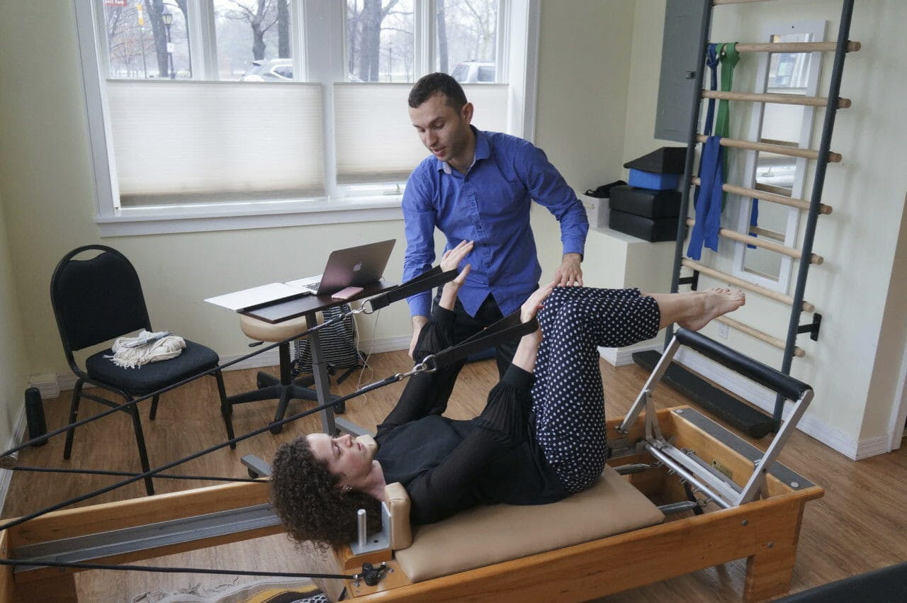 Pilates offers an excellent variety of spine stabilization exercise.