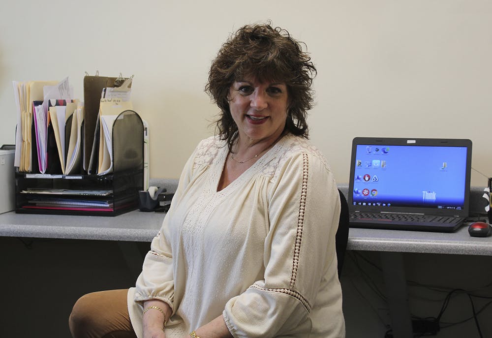 Donna Zurzola, Receptionist