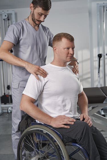 Spinal Cord Rehab Expert in Warren MI