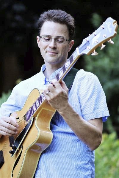 gordon tibbits guitar player and teacher relieved his pain at bothell hand therapy