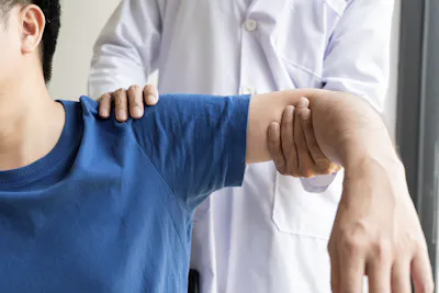 chiropractor Oakville ON